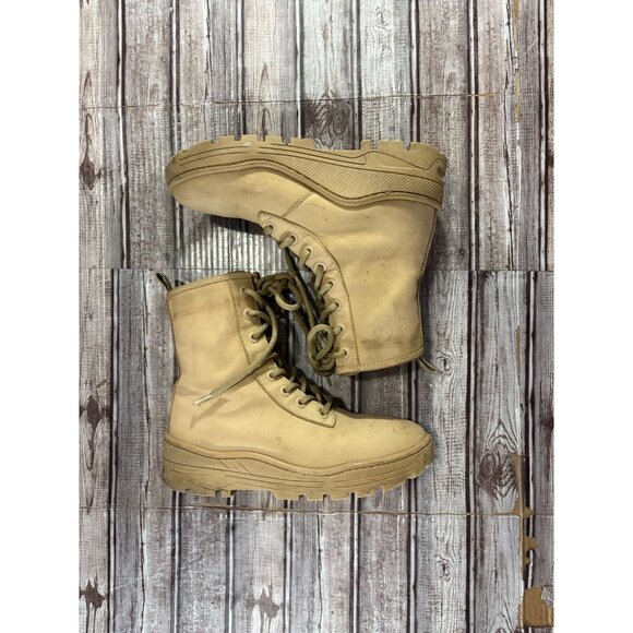 YEEZY Season 5 nubuck combat boots size 40 US 7 color taupe main image 4